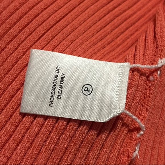 Staud Shoko Colorblock
Sweater Dress Bittersweet/Peach
Size XS - Picture 14 of 16